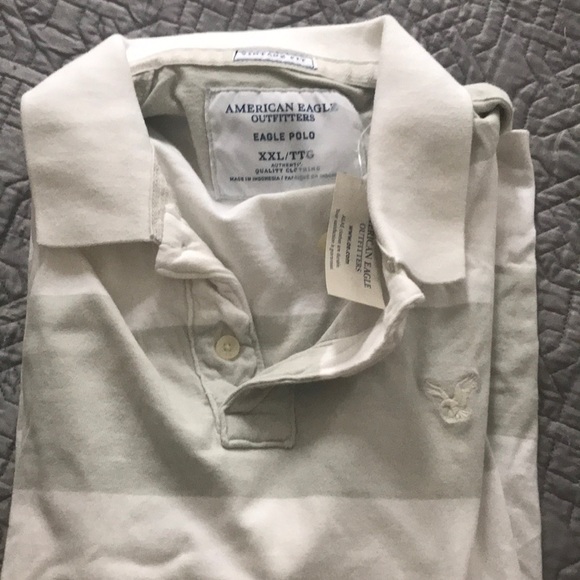 Never worn American Eagle collared shirt - Picture 3 of 3